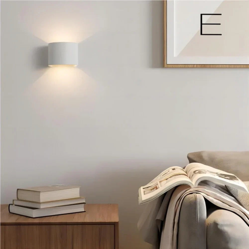 Lumière Royale LED Cube Wall Lamp - White