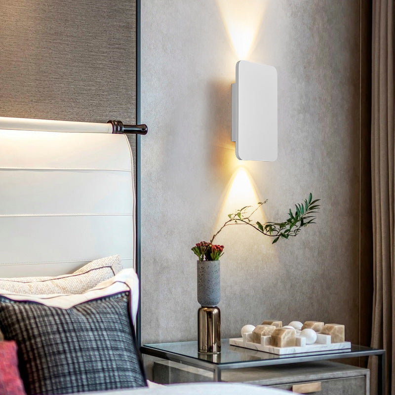 Nova | Wall Light with Geometric Design & Elegant Illumination | Modern Sconce for Sophisticated Ambiance