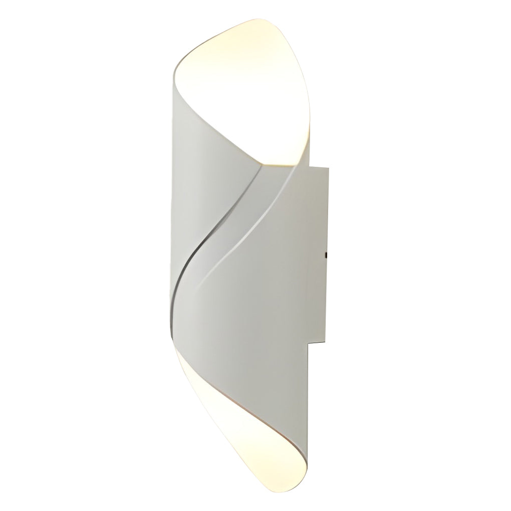 LumeSustain – Elegant Exterior Wall Lamp | Durable Outdoor Lighting