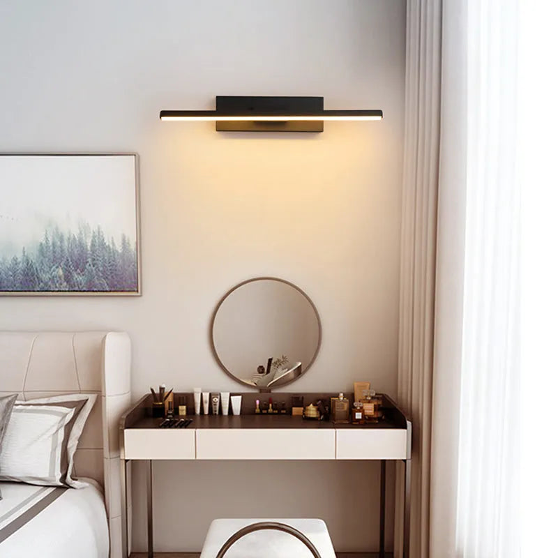 LuxeGlow Wall Lamp - Adjustable Modern LED Sconce