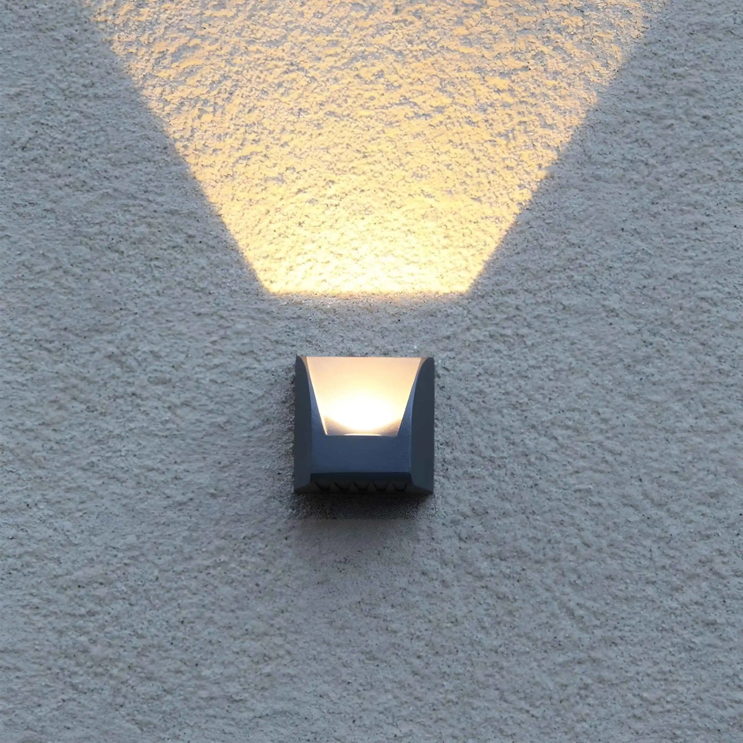 Sloane Outdoor Wall Sconce - Exterior wall | Lucera Lighting