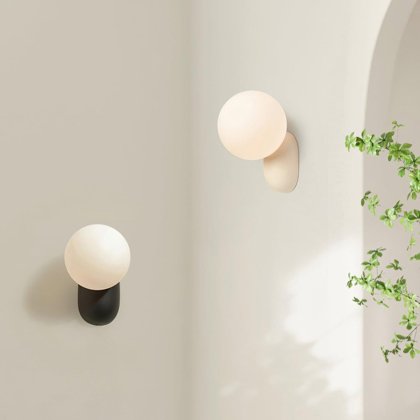 ChicGlow Resin Wall Lamp - Elegant LED Sconce