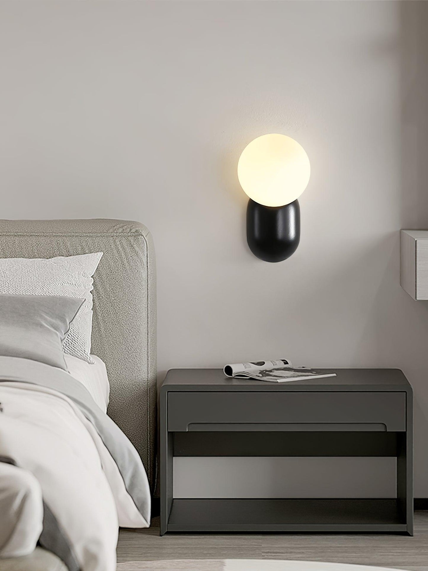 ChicGlow Resin Wall Lamp - Elegant LED Sconce
