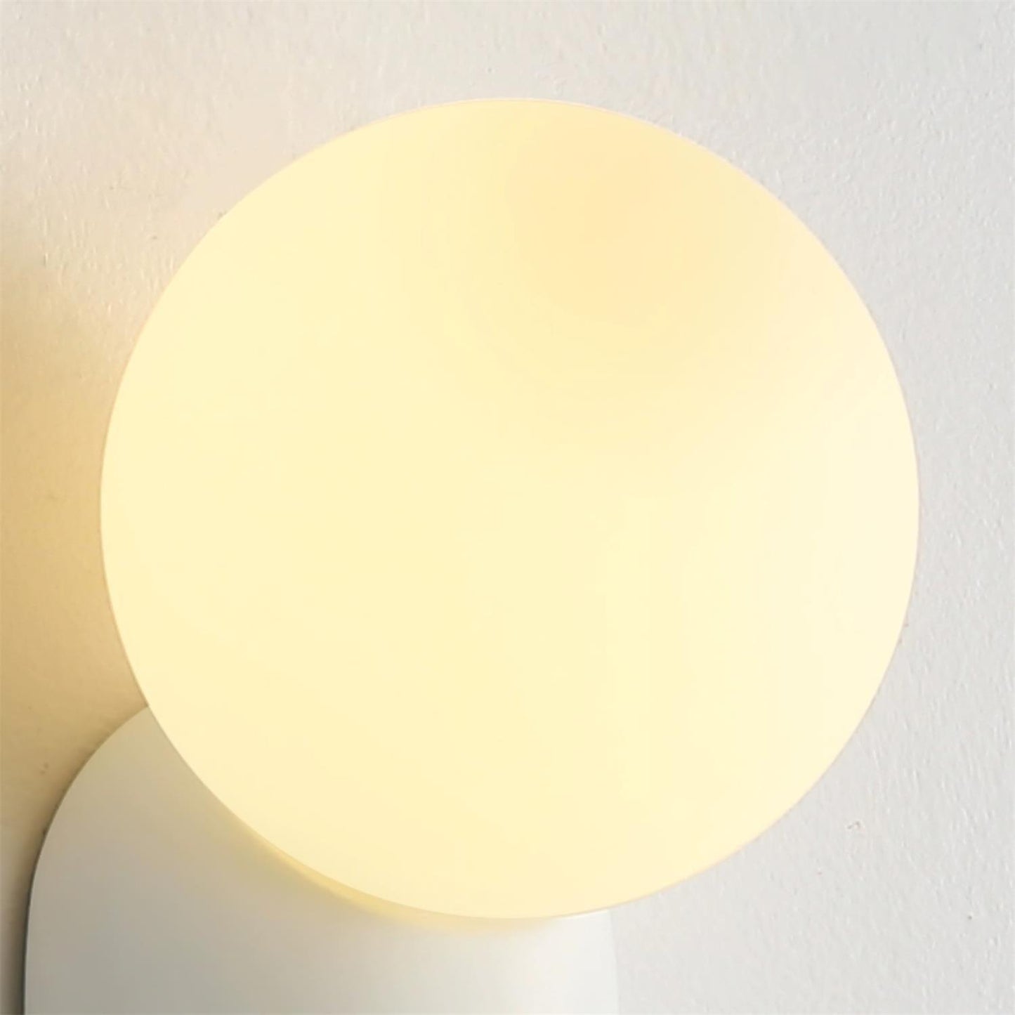 ChicGlow Resin Wall Lamp - Elegant LED Sconce