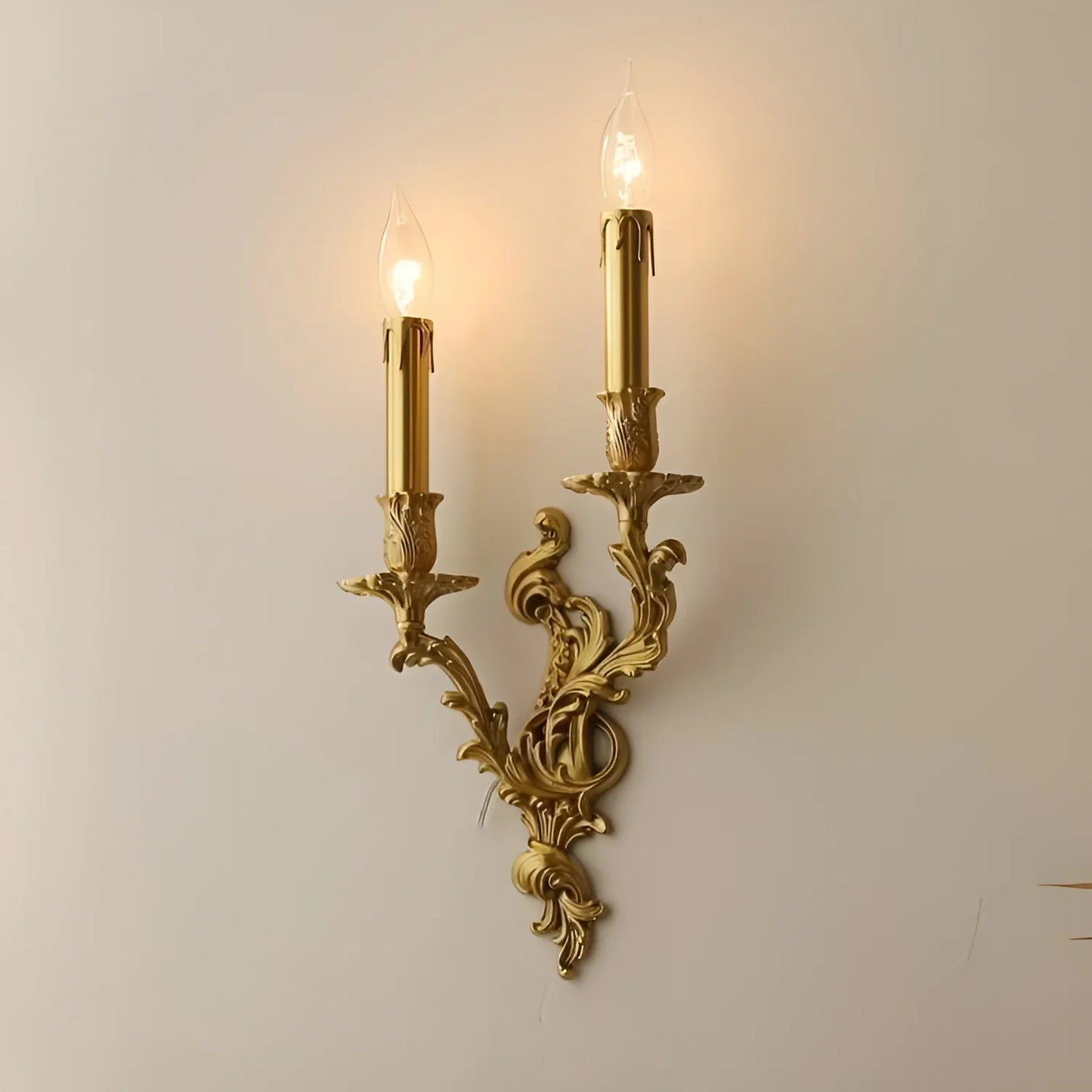 Tonal Wall Sconce for Living Room - Wall Lights & Sconces | Lucera Lighting
