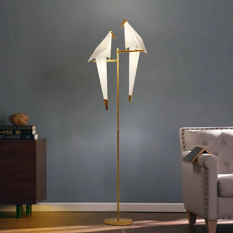 Sugilite Modern Parrot-Shaped Floor Lamp - Lamps | Lucera Lighting