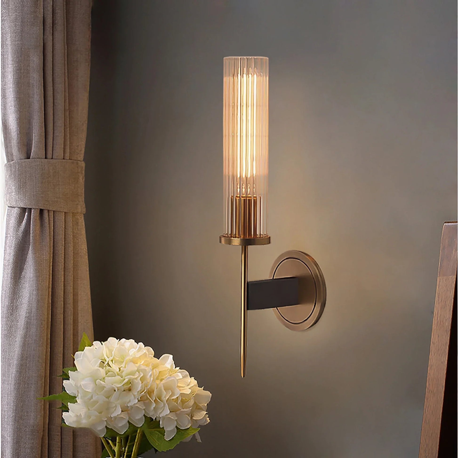 Aperta Palma Bedside Wall Lamp - Wall Lights & Sconces | Lucera Lighting