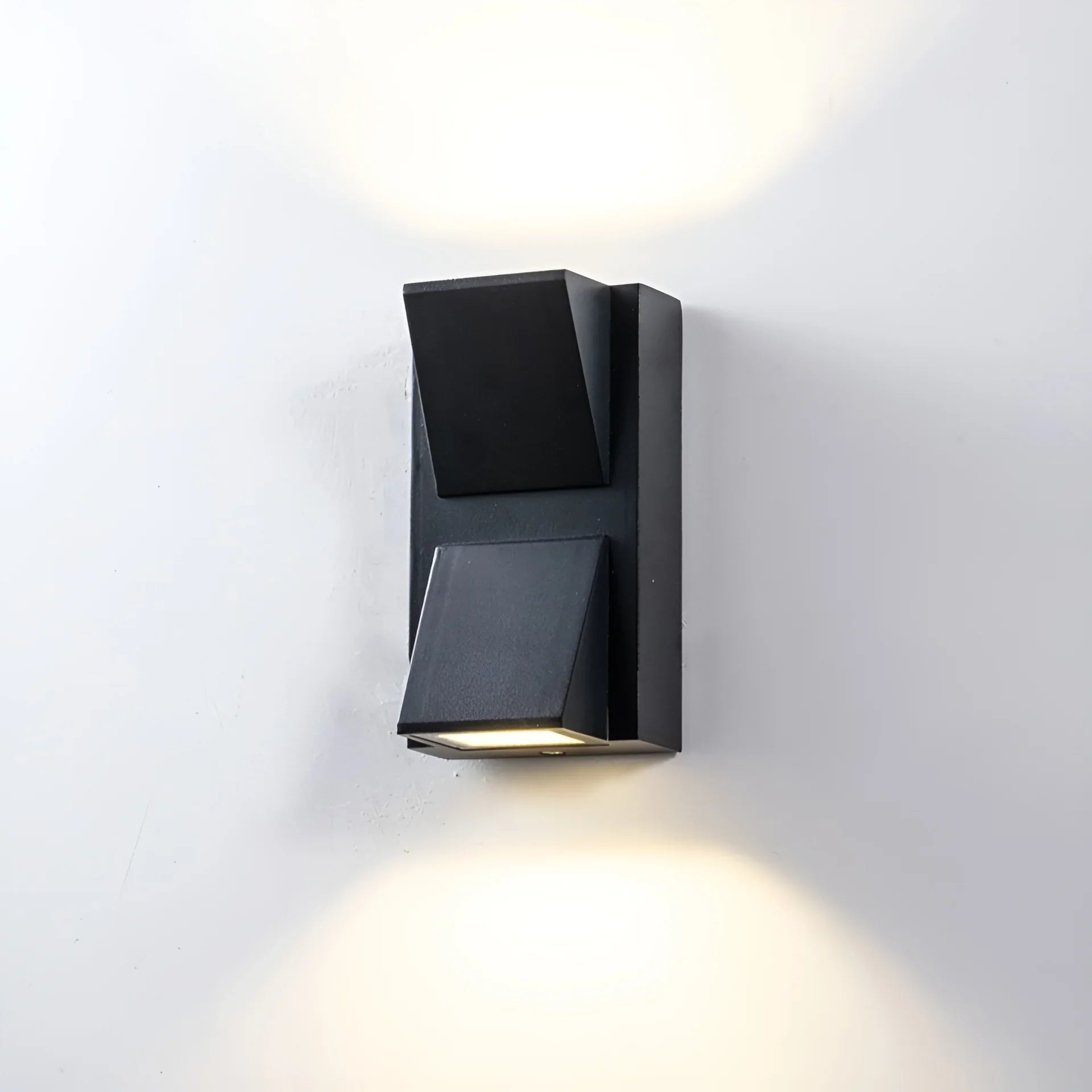 Cora Outdoor LED Wall Light - Exterior wall | Lucera Lighting
