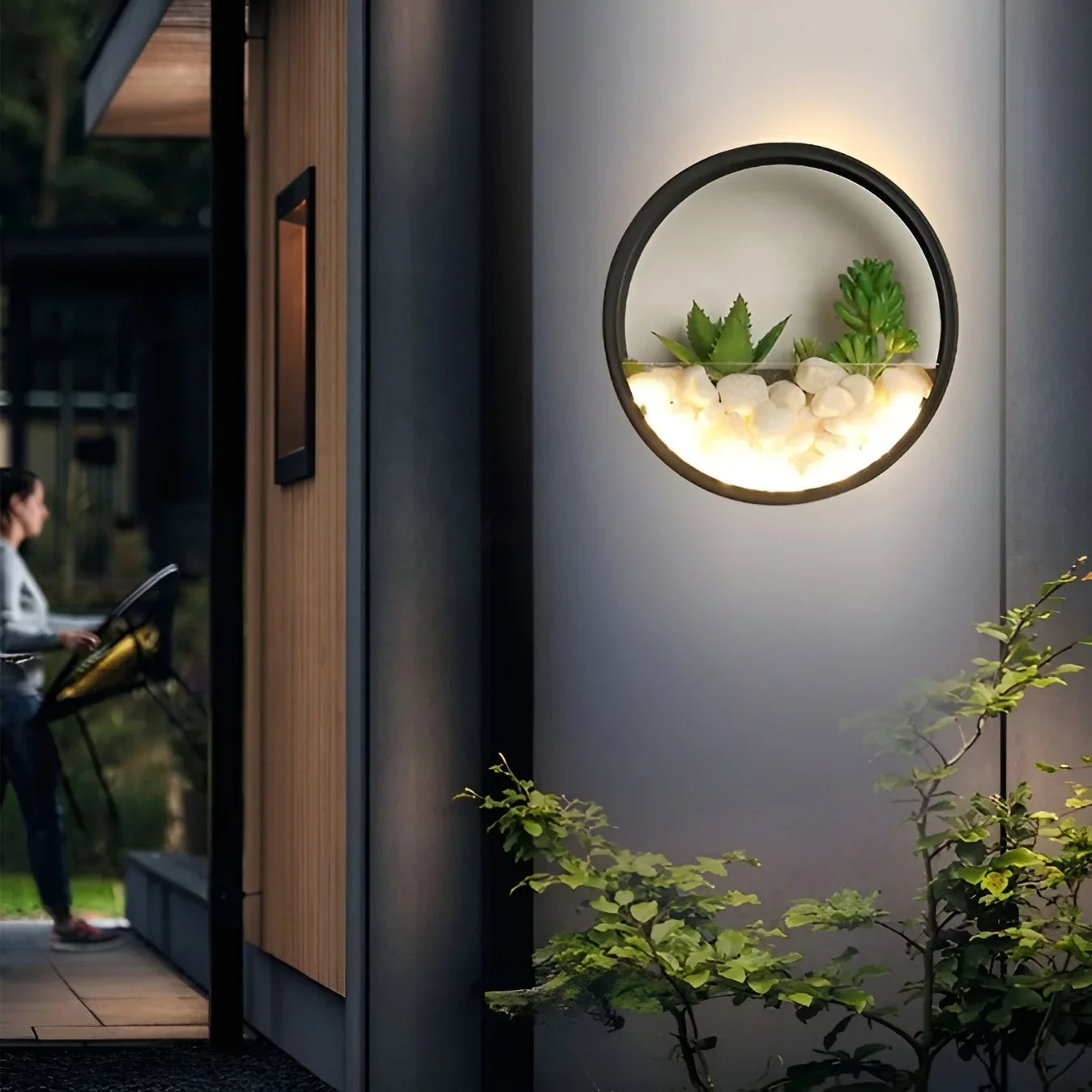 Laine Outdoor Wall Lamp - Exterior wall | Lucera Lighting