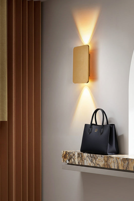 Nova | Wall Light with Geometric Design & Elegant Illumination | Modern Sconce for Sophisticated Ambiance