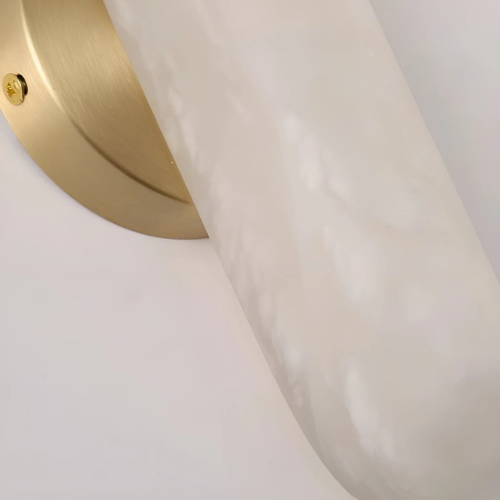 Cosmo Alabaster Vertical Wall Sconce - Luxury Ambient Light - Lamps | Lucera Lighting