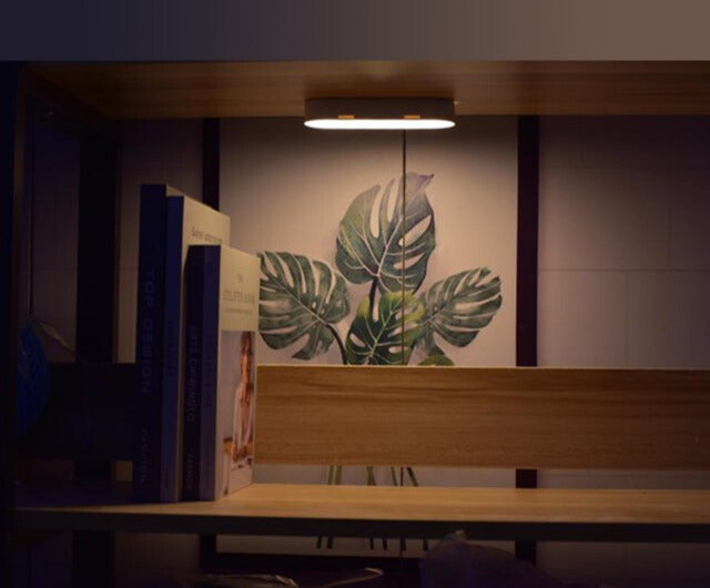 Brighté - Wireless Motion Sensor Wall Lamp