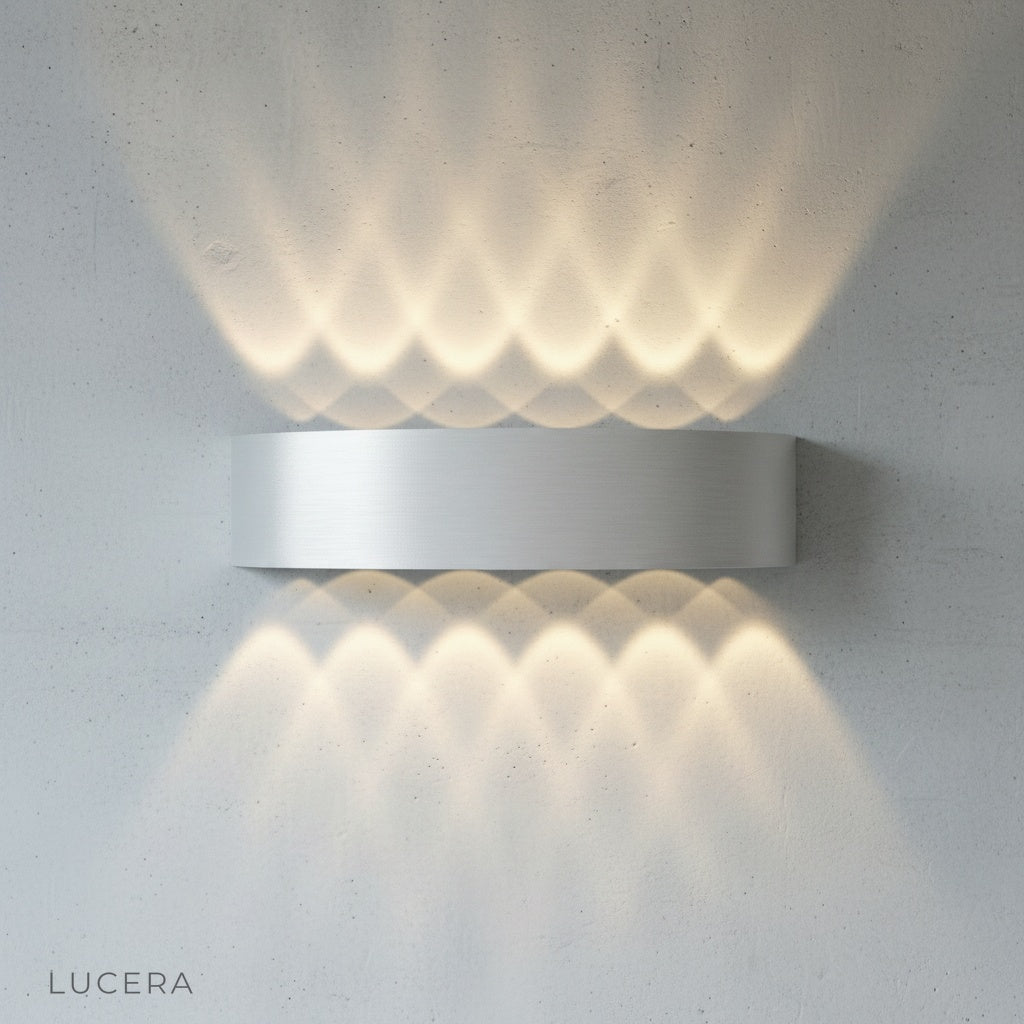 Fino Wall Lamp three light modes switch close-up