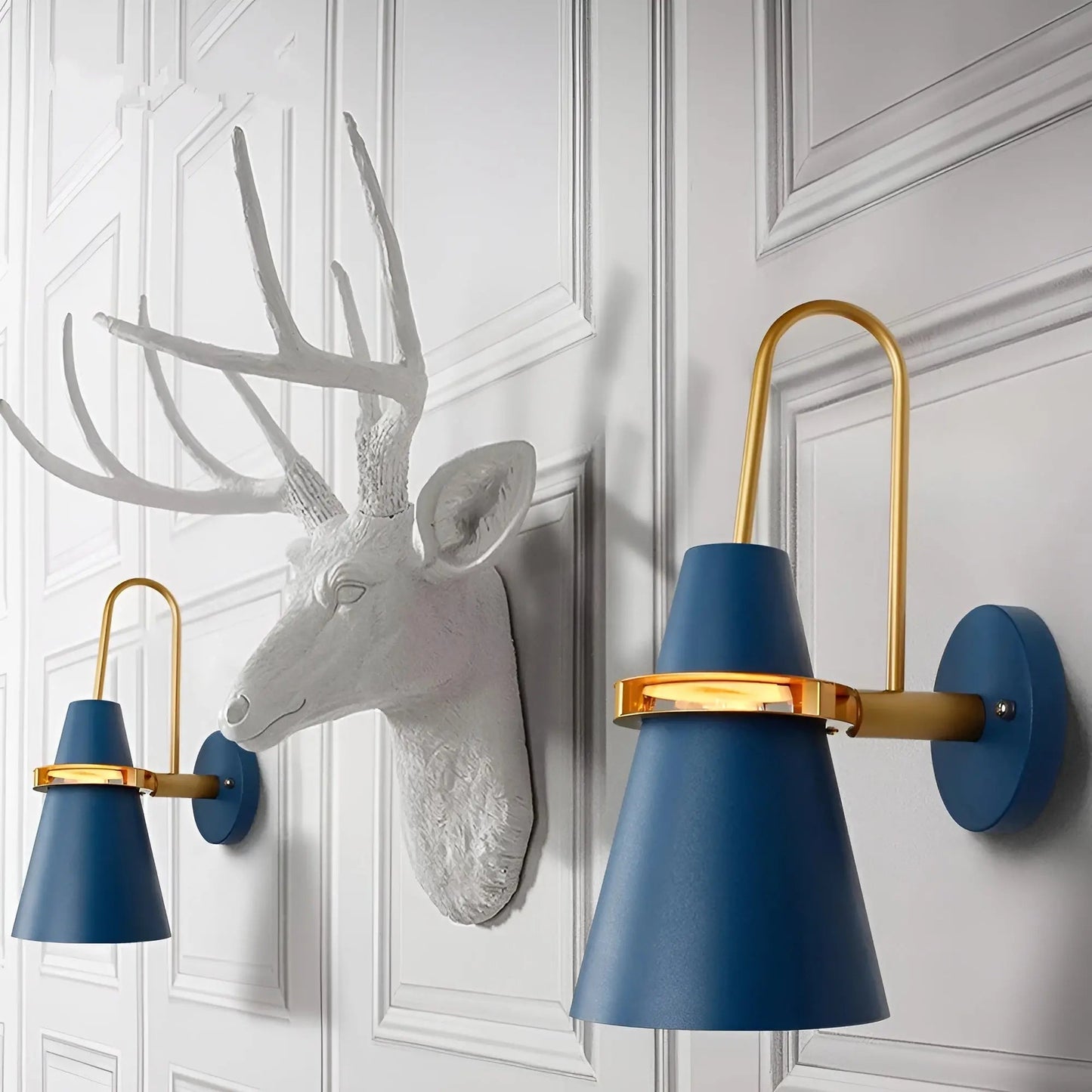 Retro Elegance Wall Lamp - Luxe LED Sconce